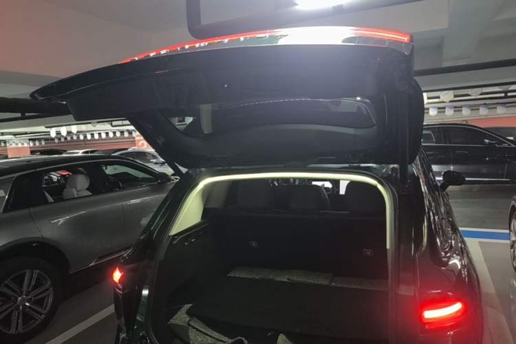 Used Leapmotor C10 2024 530 Smart Edition Trunk