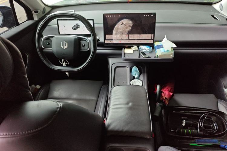 Used Leapmotor C10 2024 530 Smart Edition Center Console