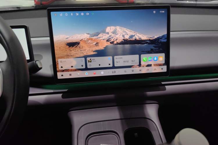 Used Leapmotor C10 2024 530 LiDAR Edition Audio And AC Panel