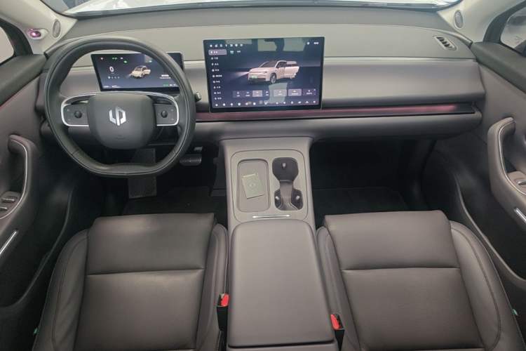 Used Leapmotor C10 2024 530 LiDAR Edition Center Console