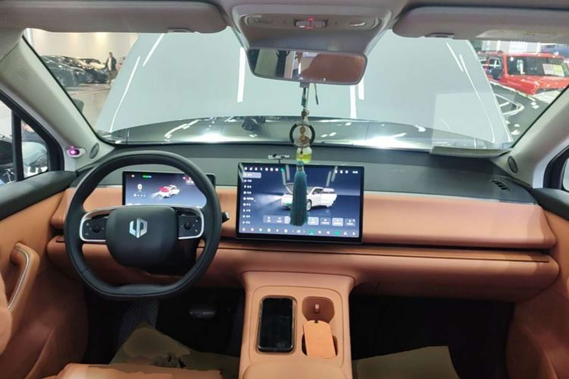 Used Leapmotor C10 2024 530 Smart Edition Center Console