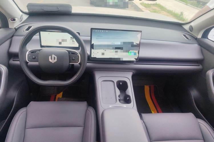 Used Leapmotor C10 2024 530 Smart Edition Center Console