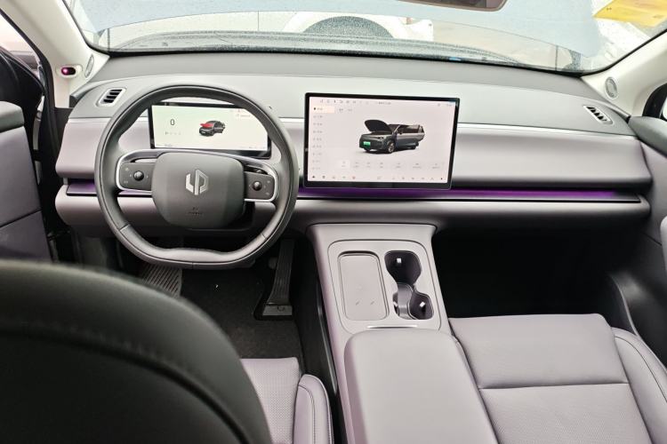 Used Leapmotor C10 2024 530 LiDAR Edition Center Console