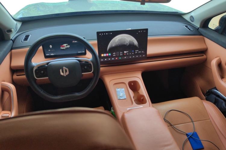 Used Leapmotor C10 2024 530 Comfort Edition Center Console