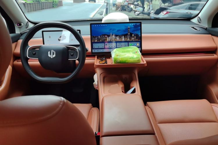 Used Leapmotor C10 2024 530 Smart Edition Center Console