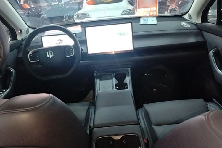 Used Leapmotor C10 2024 530 Smart Edition Center Console