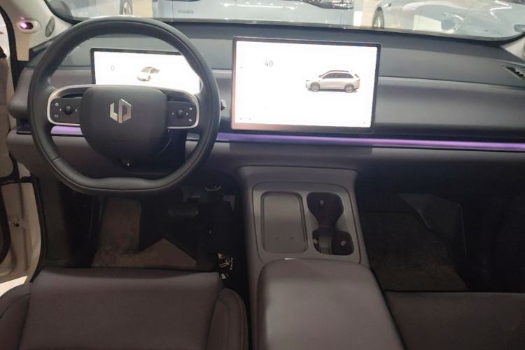 Used Leapmotor C10 2024 530 Smart Edition Center Console