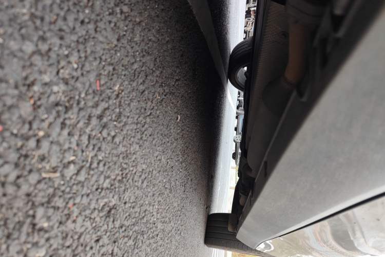 Used Leapmotor C10 2024 210 Smart Edition Chassis Front Left