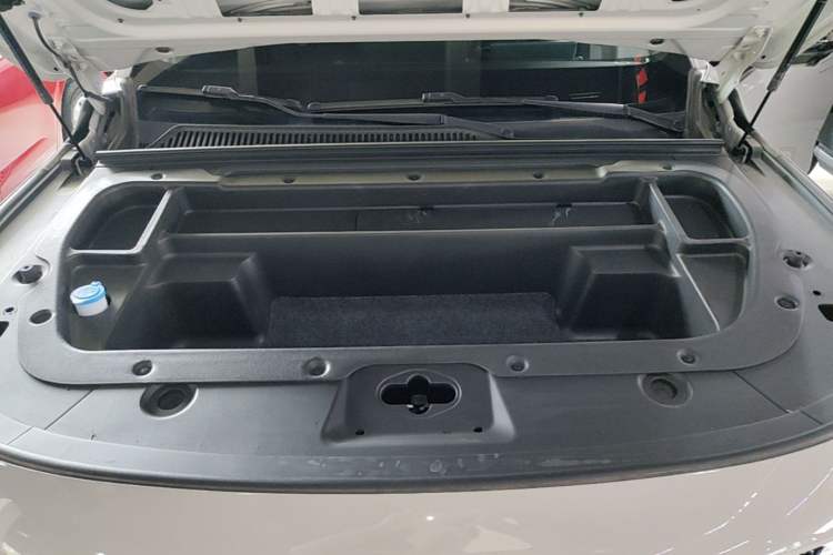 Used Leapmotor C10 2024 530 Smart Edition Engine Bay