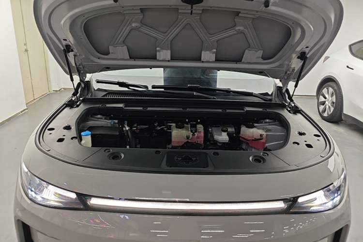 Used Leapmotor C10 2024 530 LiDAR Edition Engine Bay