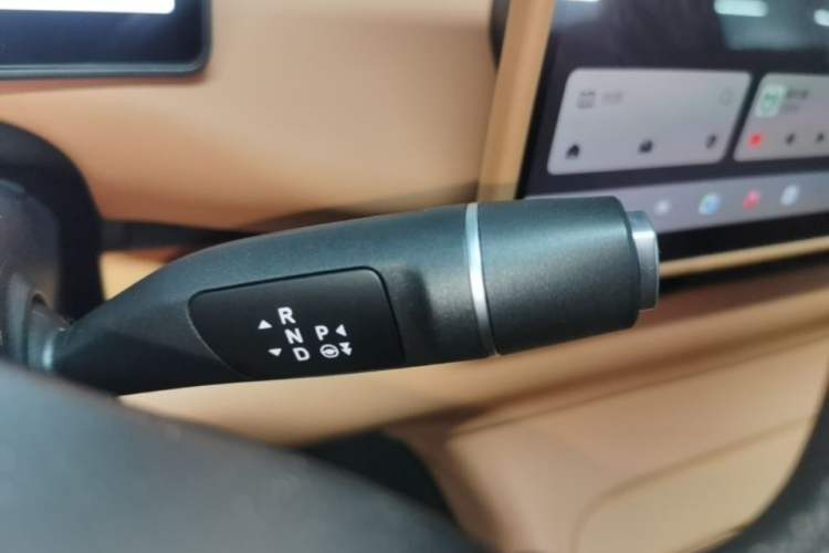 Used Leapmotor C10 2024 530 Smart Edition Gear Lever