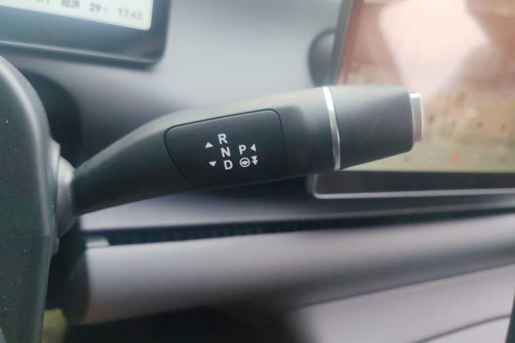 Used Leapmotor C10 2024 530 Smart Edition Gear Lever