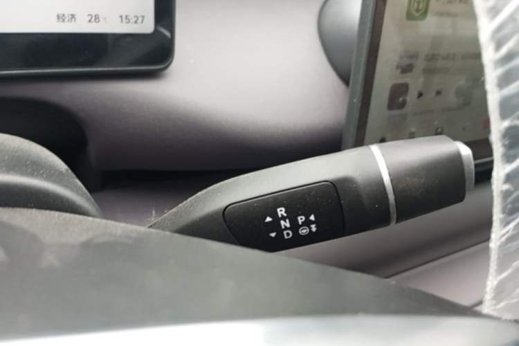 Used Leapmotor C10 2024 530 Smart Edition Gear Lever