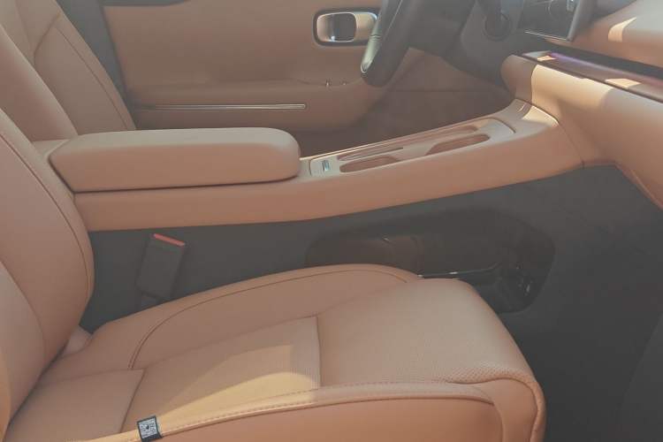 Used Leapmotor C10 2024 530 Smart Edition Interior 8
