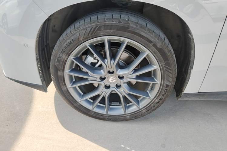 Used Leapmotor C10 2024 530 Smart Edition Left Front Wheel Hub