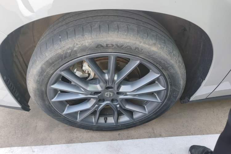 Used Leapmotor C10 2024 530 Comfort Edition Left Front Wheel Hub