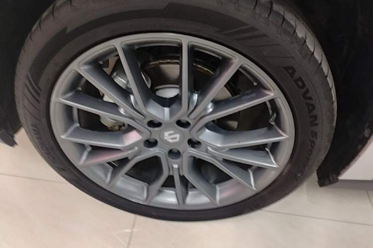 Used Leapmotor C10 2024 530 Smart Edition Left Front Wheel Hub
