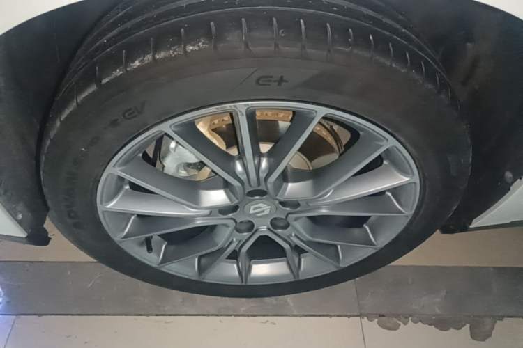 Used Leapmotor C10 2024 530 Comfort Edition Left Front Wheel Hub