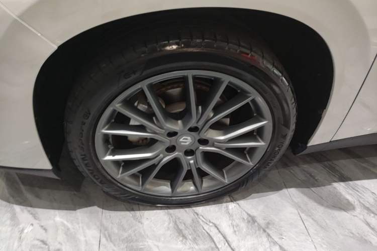 Used Leapmotor C10 2024 530 Comfort Edition Left Front Wheel Hub