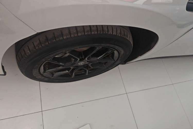 Used Leapmotor C10 2024 530 Comfort Edition Left Front Wheel Hub