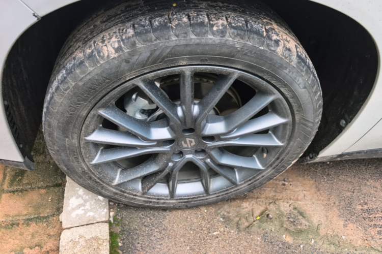 Used Leapmotor C10 2024 530 Comfort Edition Left Front Wheel Hub
