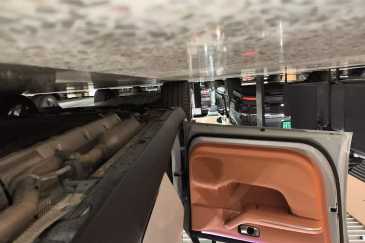 Used Leapmotor C10 2024 530 LiDAR Edition Left Side Sill