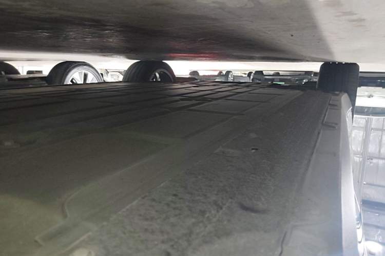 Used Leapmotor C10 2024 530 Comfort Edition Left Side Sill