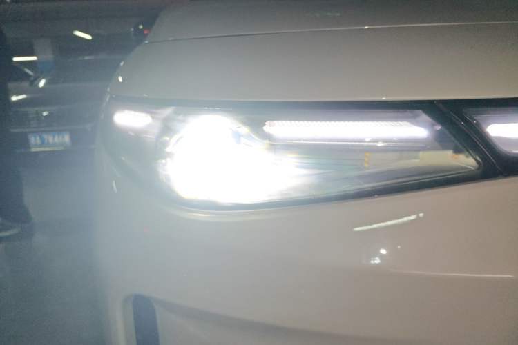 Used Leapmotor C10 2024 210 Smart Edition Right Front Headlight