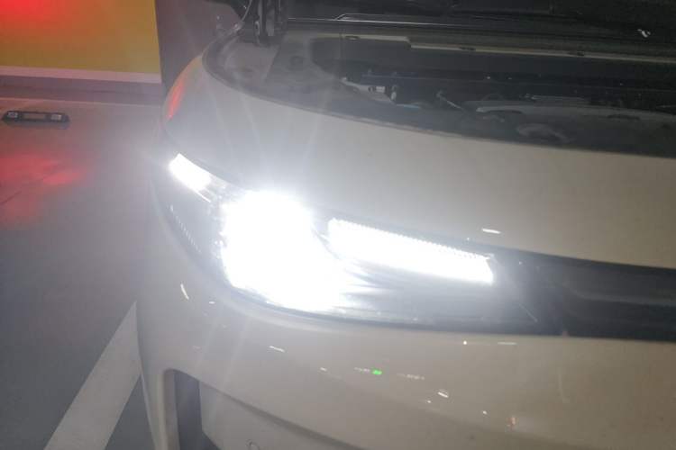 Used Leapmotor C10 2024 210 Smart Edition Right Front Headlight