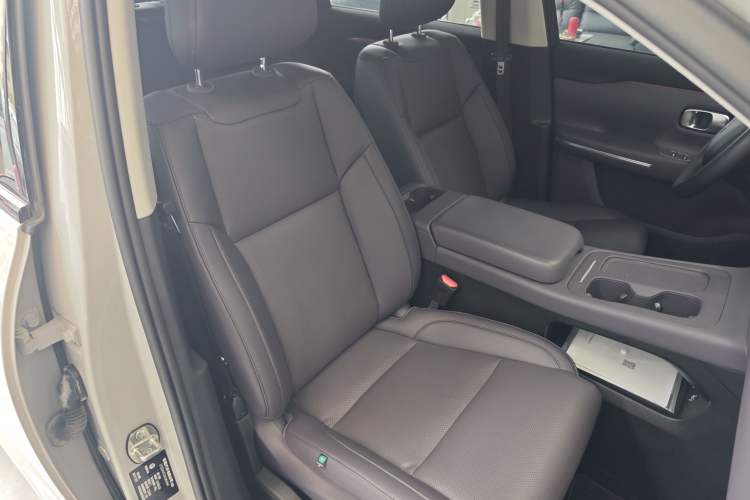 Used Leapmotor C10 2024 530 LiDAR Edition Right Front Seat