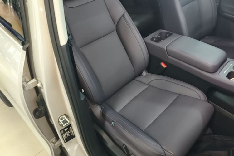 Used Leapmotor C10 2024 530 Smart Edition Right Front Seat