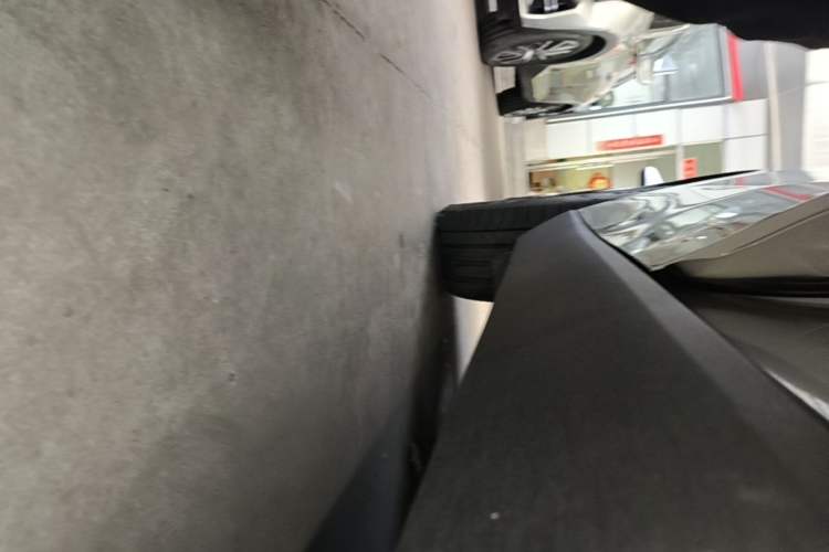 Used Leapmotor C10 2024 210 Smart Edition Right Side Sill