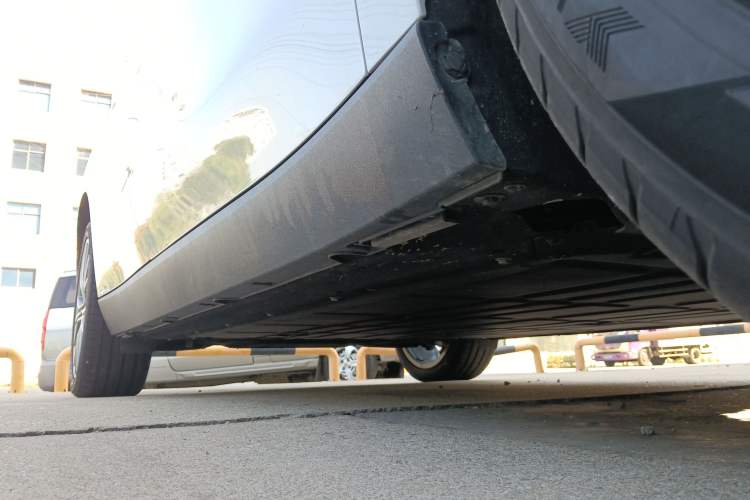 Used Leapmotor C10 2024 530 Comfort Edition Right Side Sill