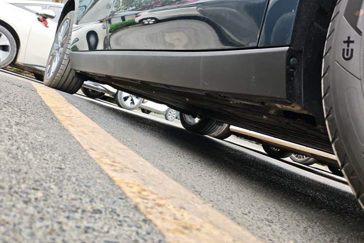 Used Leapmotor C10 2024 530 LiDAR Edition Right Side Sill