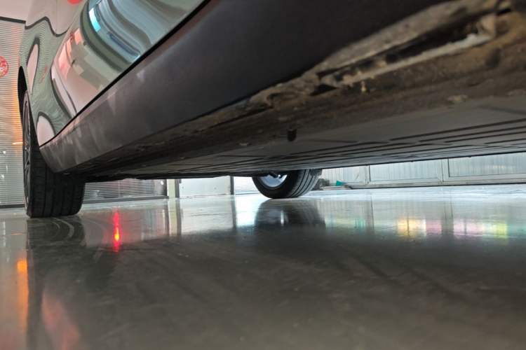 Used Leapmotor C10 2024 530 LiDAR Edition Right Side Sill