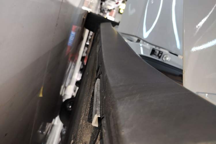 Used Leapmotor C10 2024 530 LiDAR Edition Right Side Sill