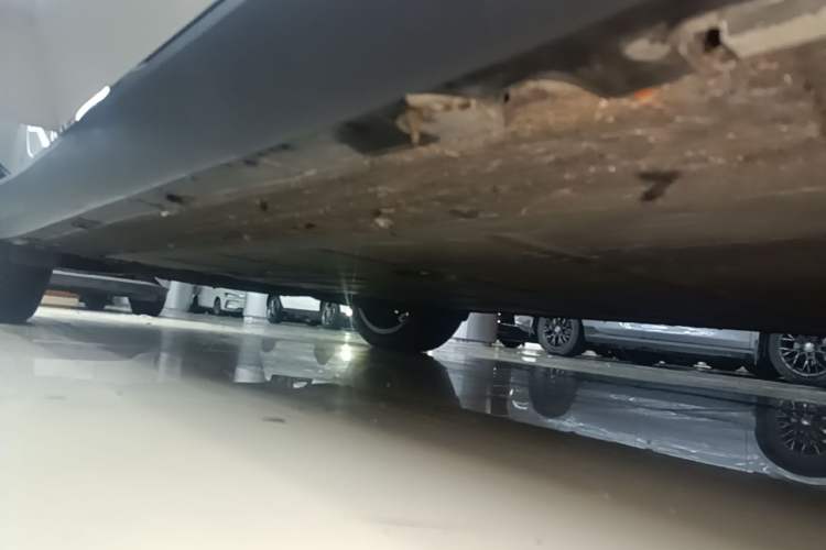 Used Leapmotor C10 2024 530 Comfort Edition Right Side Sill