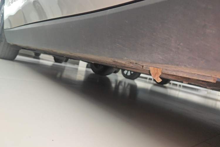 Used Leapmotor C10 2024 530 Comfort Edition Right Side Sill