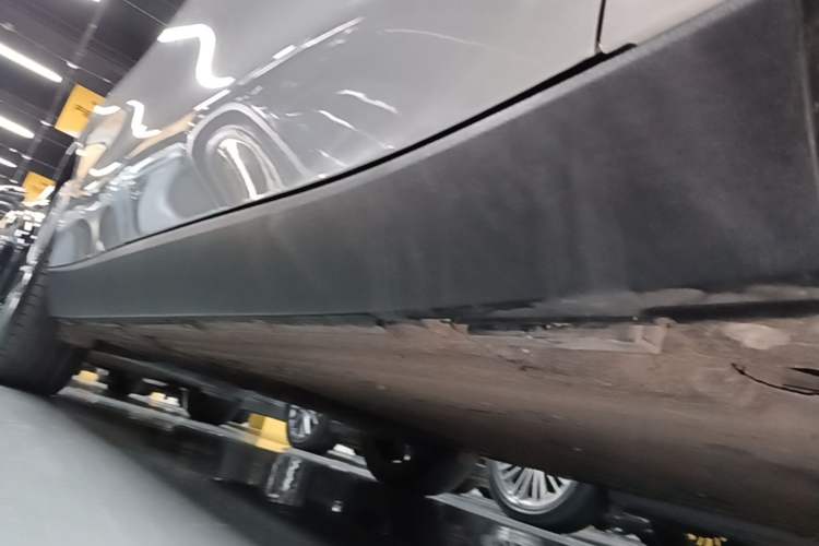 Used Leapmotor C10 2024 210 Comfort Edition Right Side Sill