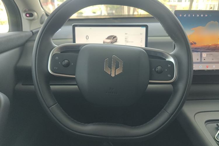 Used Leapmotor C10 2024 530 Smart Edition Steering Wheel