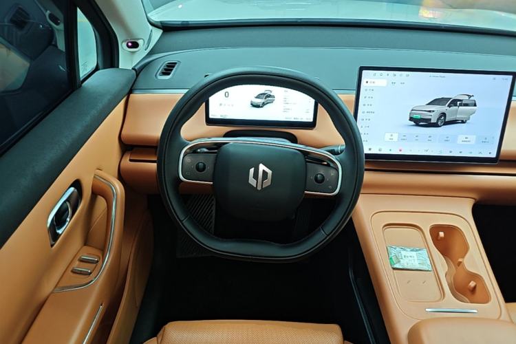 Used Leapmotor C10 2024 530 LiDAR Edition Steering Wheel