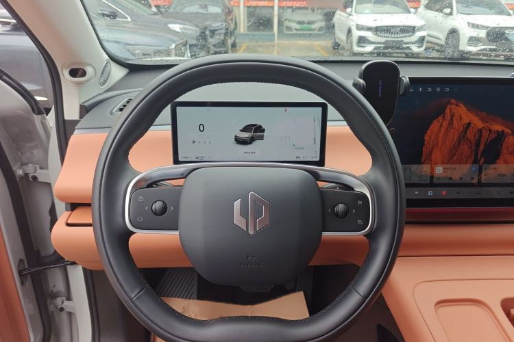 Used Leapmotor C10 2024 530 Smart Edition Steering Wheel