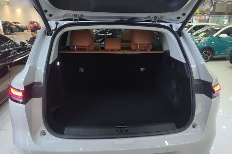 Used Leapmotor C10 2024 530 Smart Edition Trunk