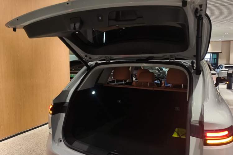 Used Leapmotor C10 2024 530 LiDAR Edition Trunk