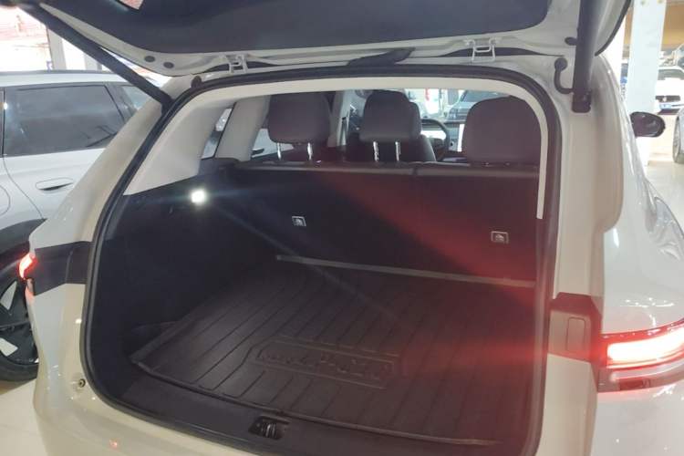 Used Leapmotor C10 2024 530 Smart Edition Trunk