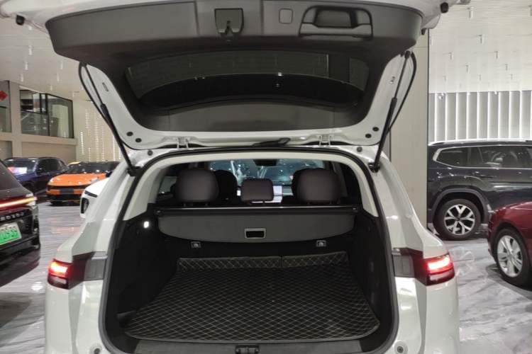 Used Leapmotor C10 2024 530 Comfort Edition Trunk