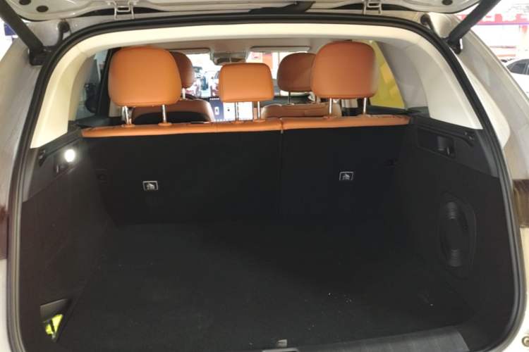 Used Leapmotor C10 2024 530 Smart Edition Trunk