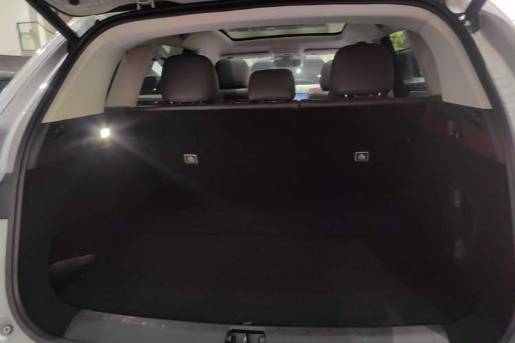 Used Leapmotor C10 2024 530 LiDAR Edition Trunk
