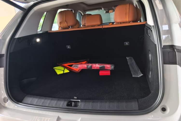Used Leapmotor C10 2024 210 Smart Edition Trunk