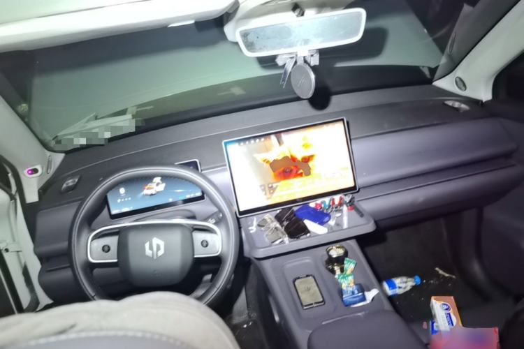 Used Leapmotor C10 2024 530 Smart Edition Center Console